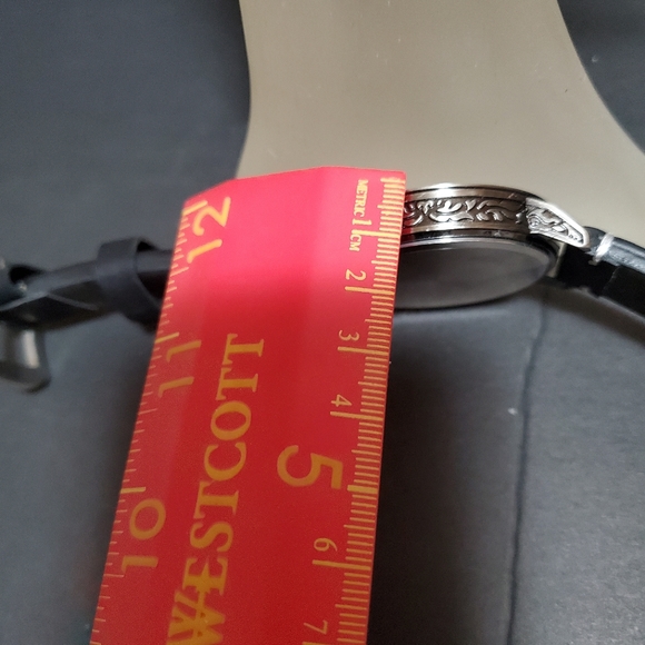 Watch - Picture 7 of 8